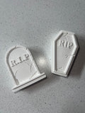 Rest in Pieces Pair