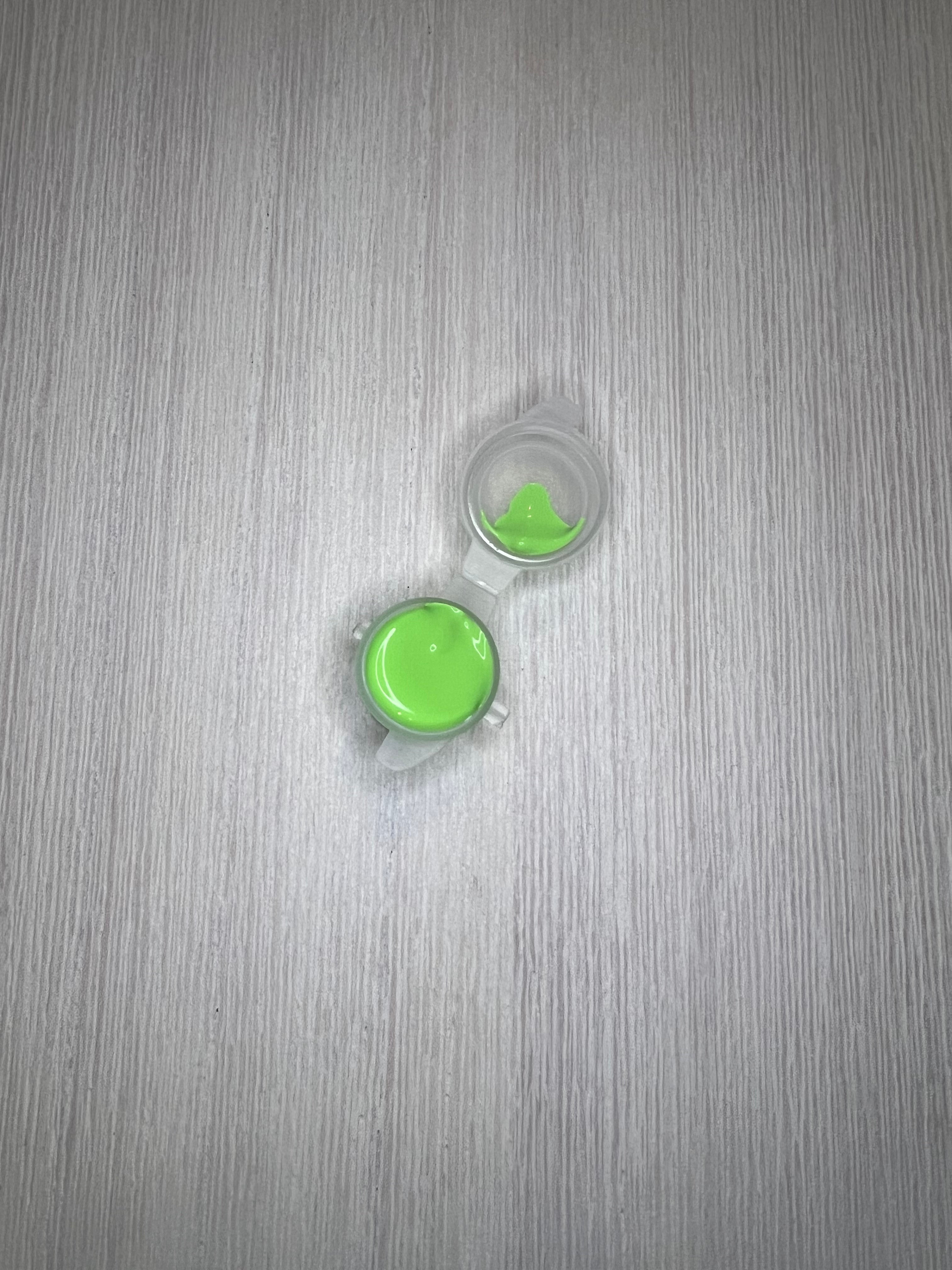 3ml Pot of Acrylic Paint - Bright Green