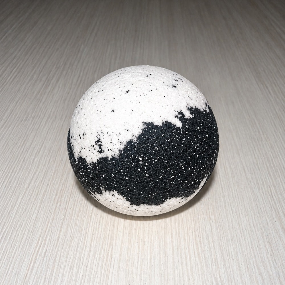 Strawberries & Scream Bath Bomb