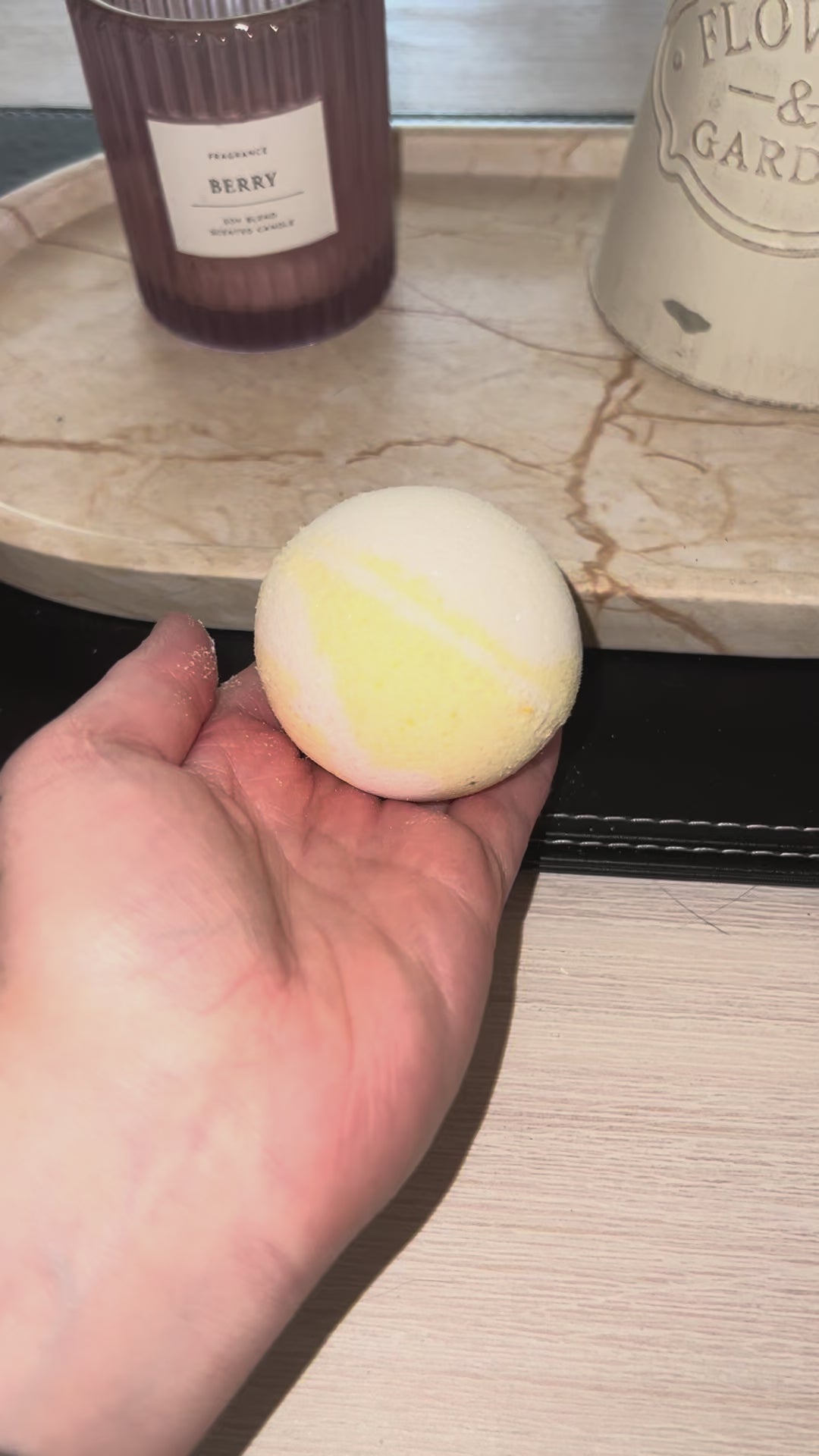 Vanilla Caramel Bath Bomb